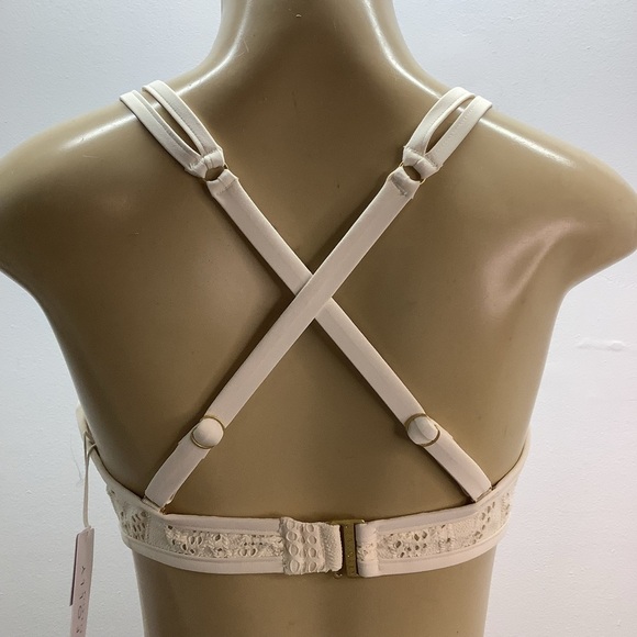 Seafolly Australia Size 12DD Cream Sweetheart Crochet Halter Bralette. New - Picture 6 of 8